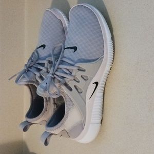 Nike Women’s Acalme Lilac Barelyrose Gray/Pink